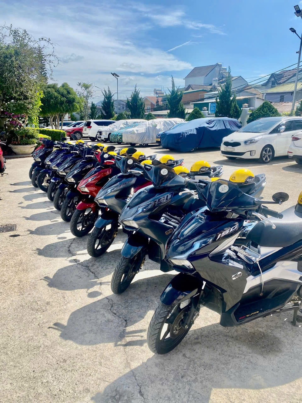 Dàn xe tay ga thực tế tại Hồng Vân Đà Lạt
